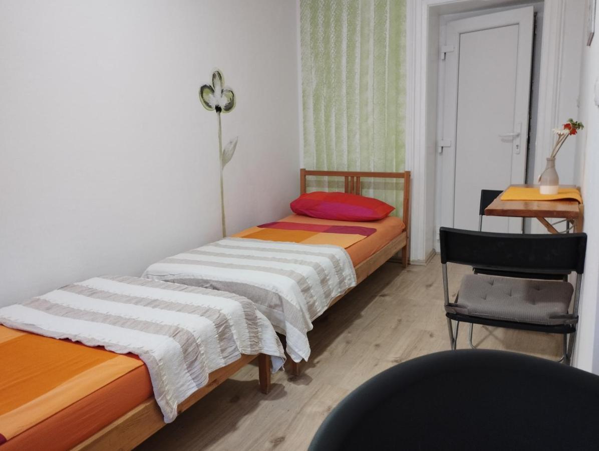 Old Town Room Пула Экстерьер фото